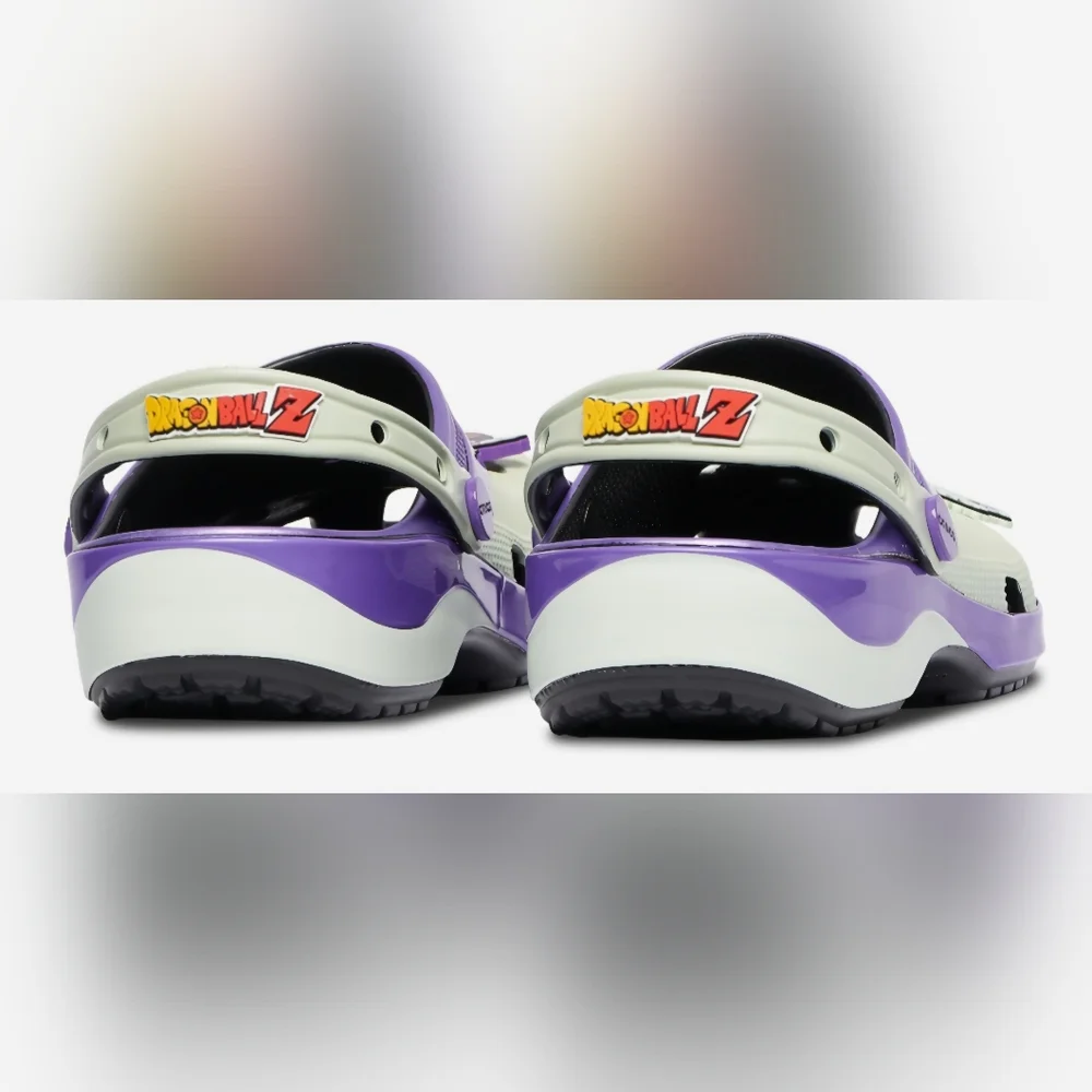 🔺️🆕️🔺️CROCS Mens Lavender and White Crocs.